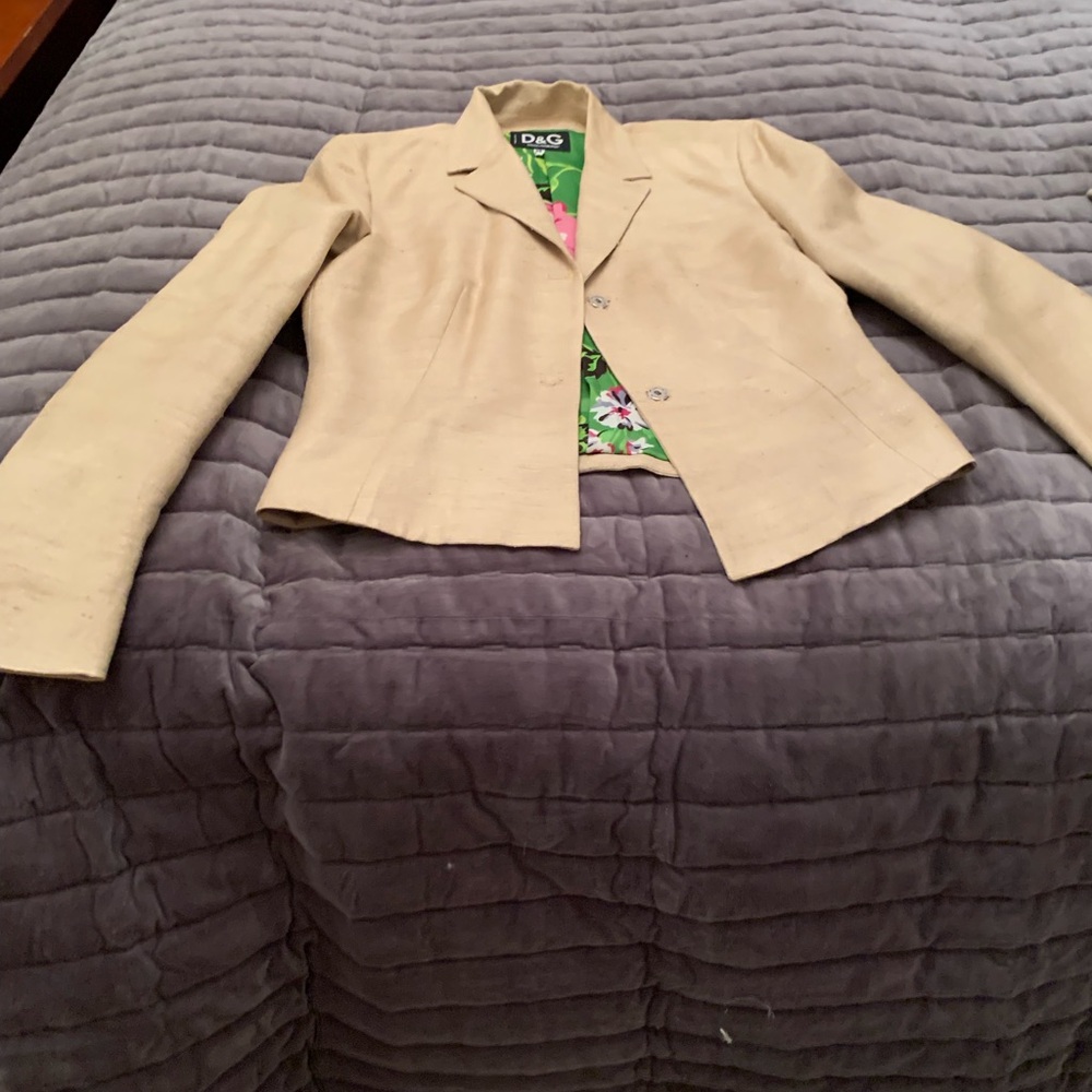 D&G suit